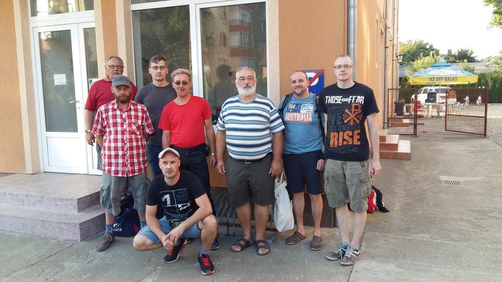Pensiunea Claudiu Caransebes Bagian luar foto
