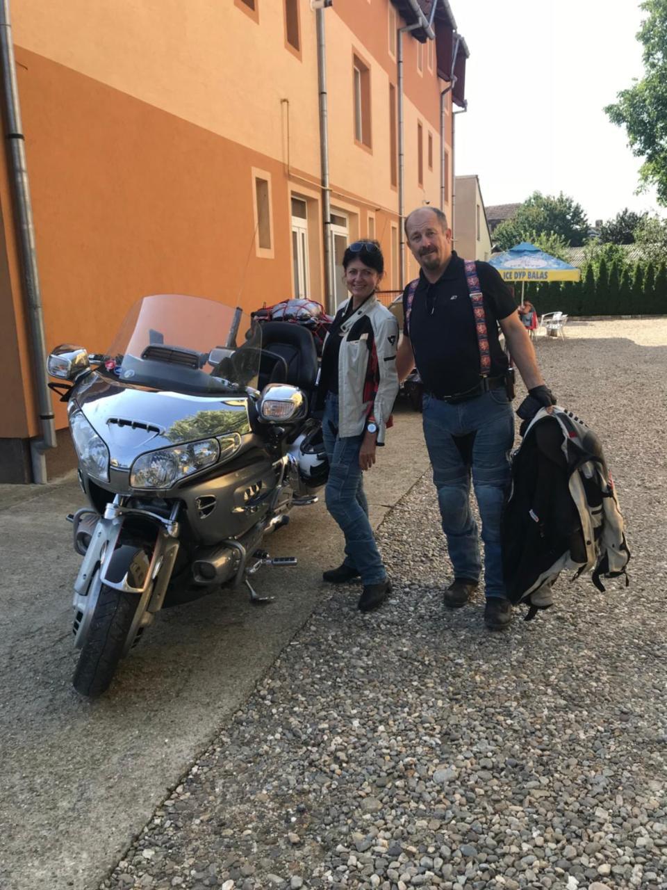 Pensiunea Claudiu Caransebes Bagian luar foto